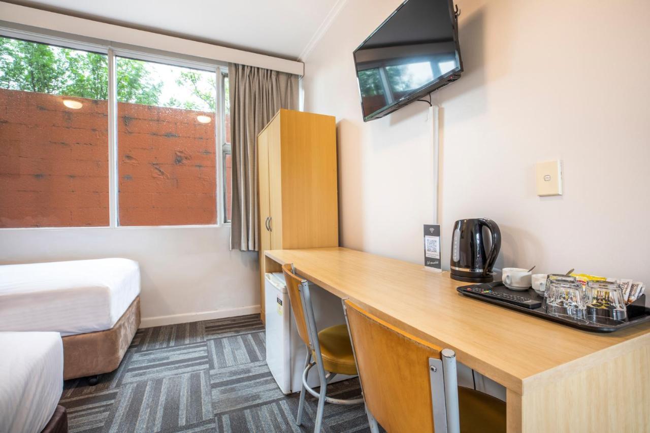 Meadow Inn Hotel-Motel Melbourne Exterior foto